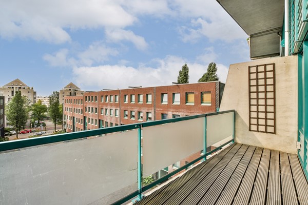 Medium property photo - Borneolaan 209, 1019 HX Amsterdam